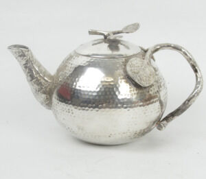 Michael Aram Botanical Leaf Nickelplate Leaves Teapot 9.75" x 5.75 x 5.75 Retire